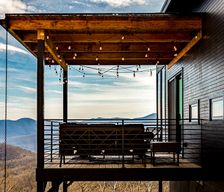 United States North Carolina Candler vacation rental compare prices direct by owner 10167470